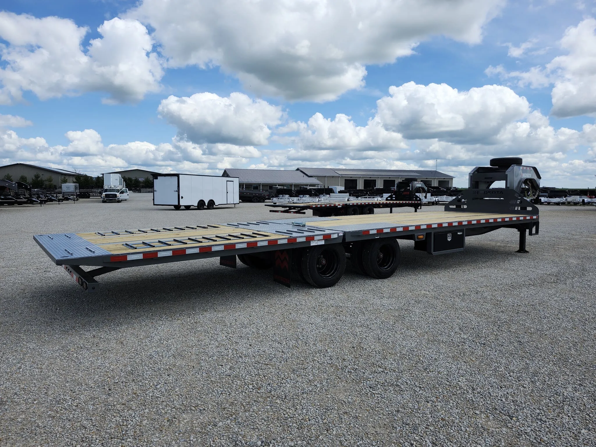 new Equipment / Flatbed Trailers Midsota  for sale, in Arthur, IL Thumbnail 3