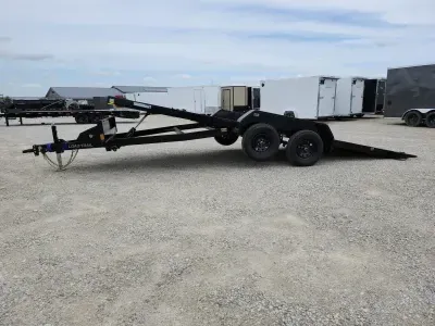 2026 Load Trail 83X20' Tilt Trailer / 7K GVWR / Rapid Loader
