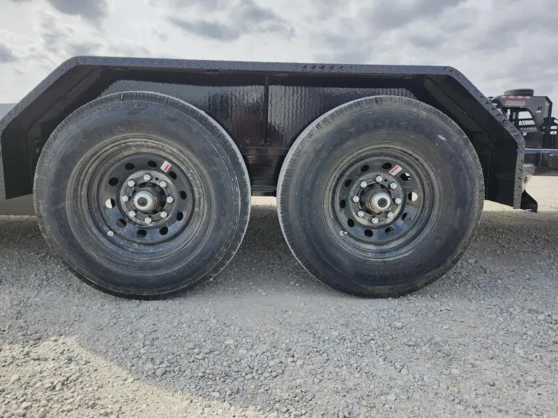 new Equipment / Flatbed Trailers Load Trail  for sale, in Arthur, IL Thumbnail 7