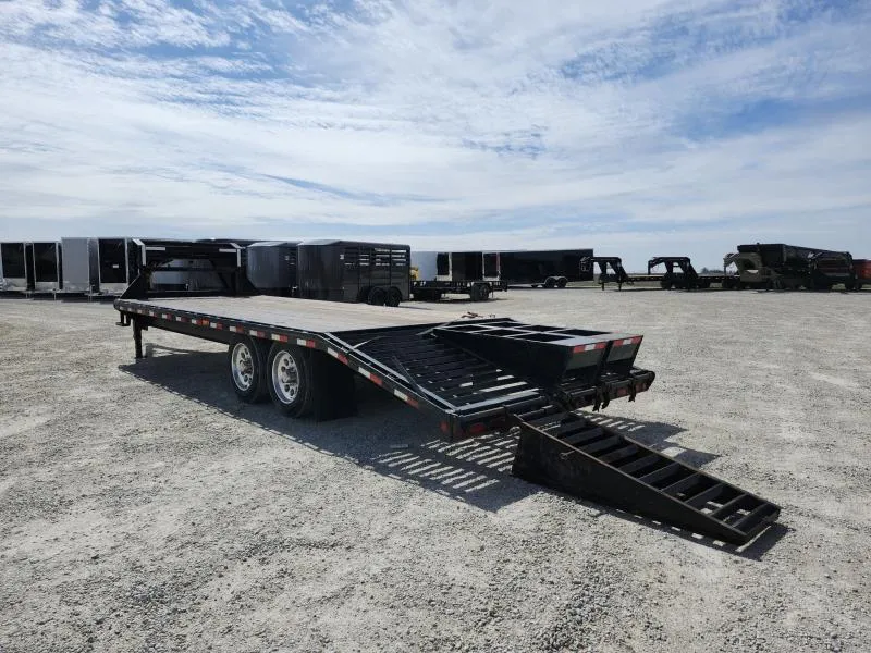 used Equipment / Flatbed Trailers PJ Trailers  for sale, in Arthur, IL Thumbnail 12
