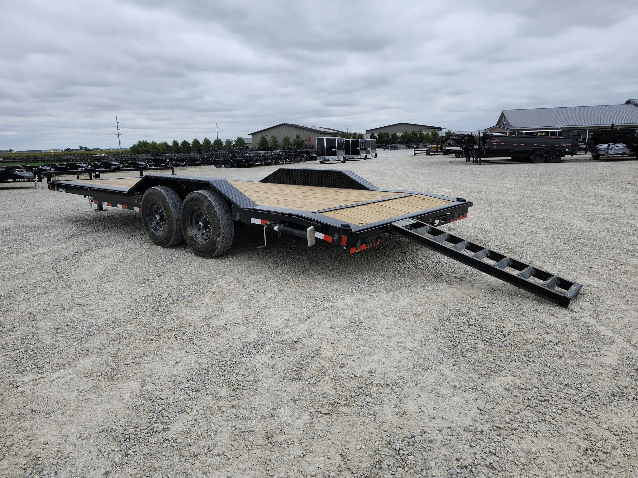 new Equipment / Flatbed Trailers Load Trail  for sale, in Arthur, IL Thumbnail 11