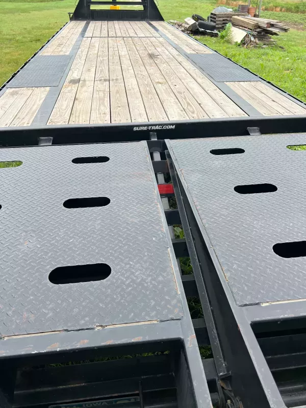used Equipment / Flatbed Trailers Sure-Trac  for sale, in Blencoe, IA Thumbnail 4