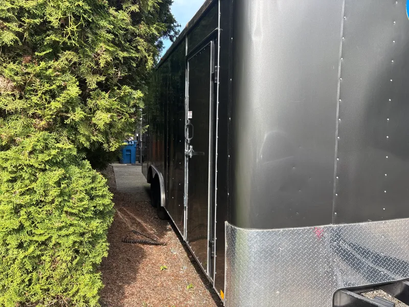 used Cargo (Enclosed) Trailers International  for sale, in Renton, WA Thumbnail 2