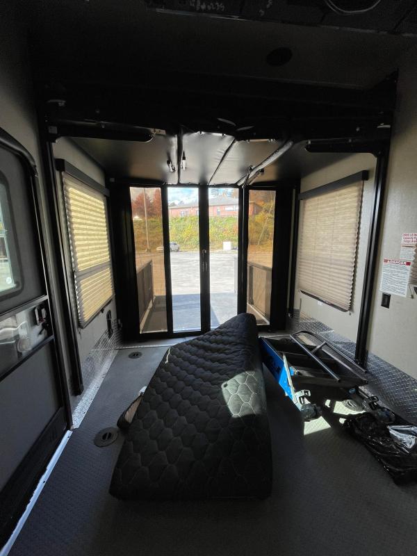 used Toy Haulers Keystone RV Fuzion Chrome for sale, in Corbin, KY Thumbnail 22