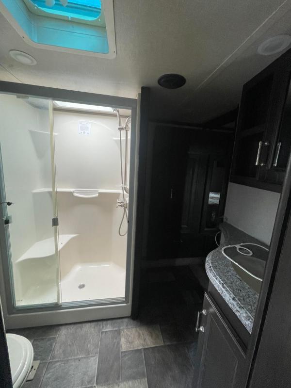 used Toy Haulers Keystone RV Fuzion Chrome for sale, in Corbin, KY Thumbnail 8
