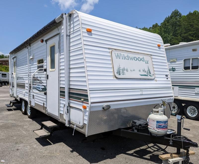 2005 Forest River Wildwood 26FLS Travel Trailer 2005 Forest River Wildwood 26FLS Travel Trailer