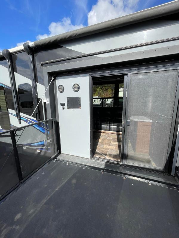 used Toy Haulers Keystone RV Fuzion Chrome for sale, in Corbin, KY Thumbnail 27