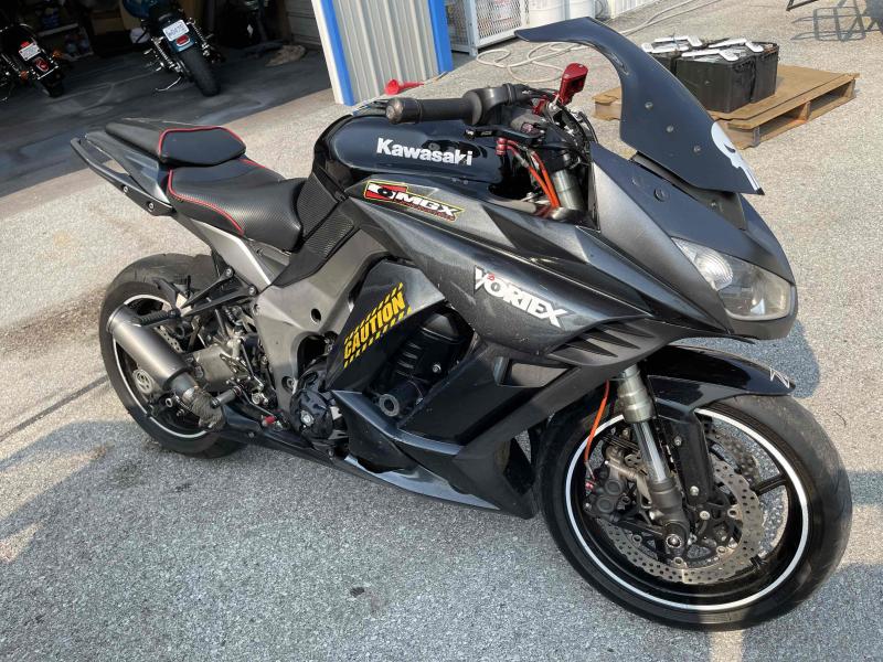 2011 Kawasaki Ninja ZX1000 Motorcycle (Street) 2011 Kawasaki Ninja ZX1000 Motorcycle (Street)
