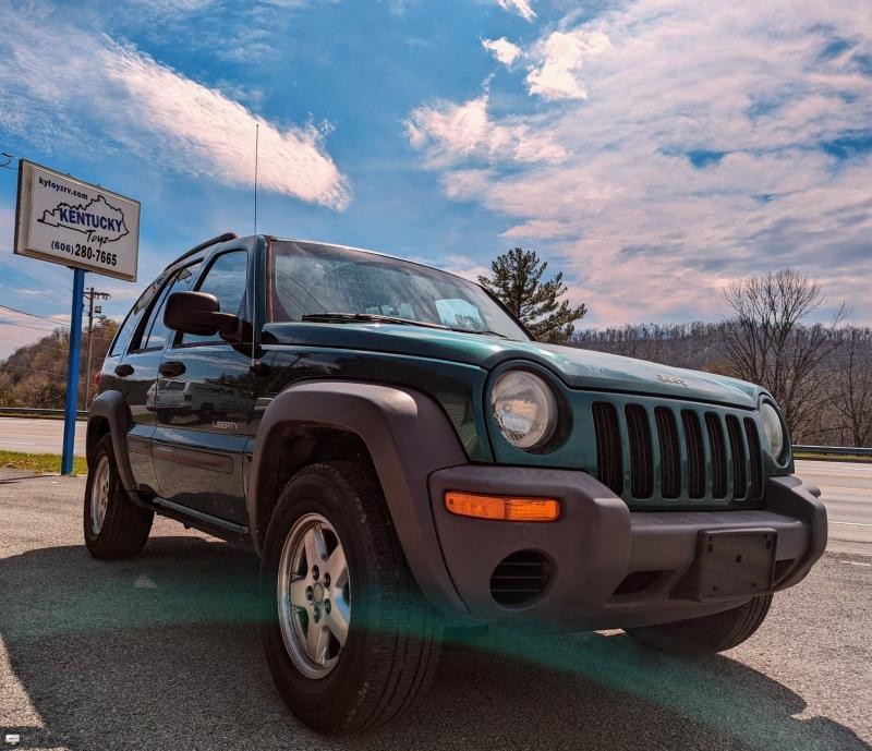 2004 Jeep Liberty Sport 4X4 SUV 2004 Jeep Liberty Sport 4X4 SUV