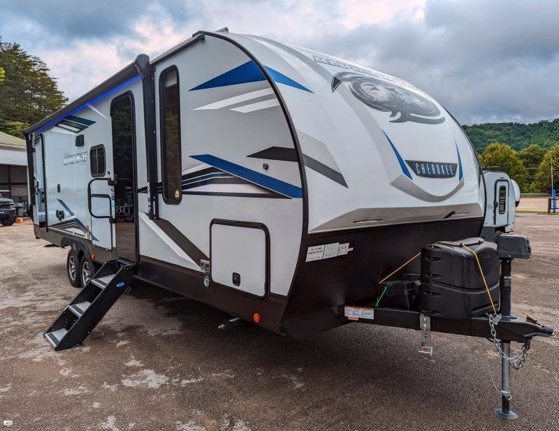 2021 Cherokee Alpha Wolf Limited 26DBH-L 2021 Cherokee Alpha Wolf Limited 26DBH-L