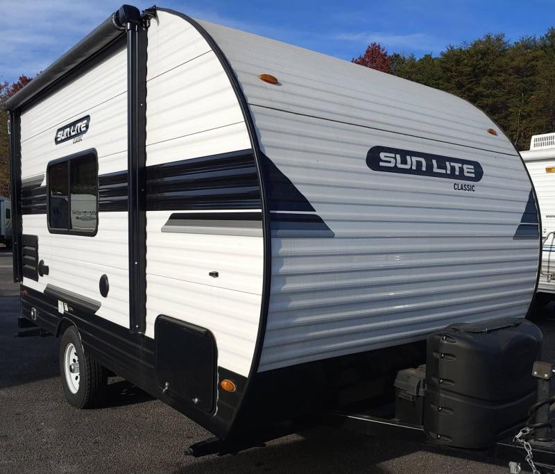 2020 Sunset Park RV Mfg. Sun Lite Classic 16BH Travel Trailer RV 2020 Sunset Park RV Mfg. Sun Lite Classic 16BH Travel Trailer RV