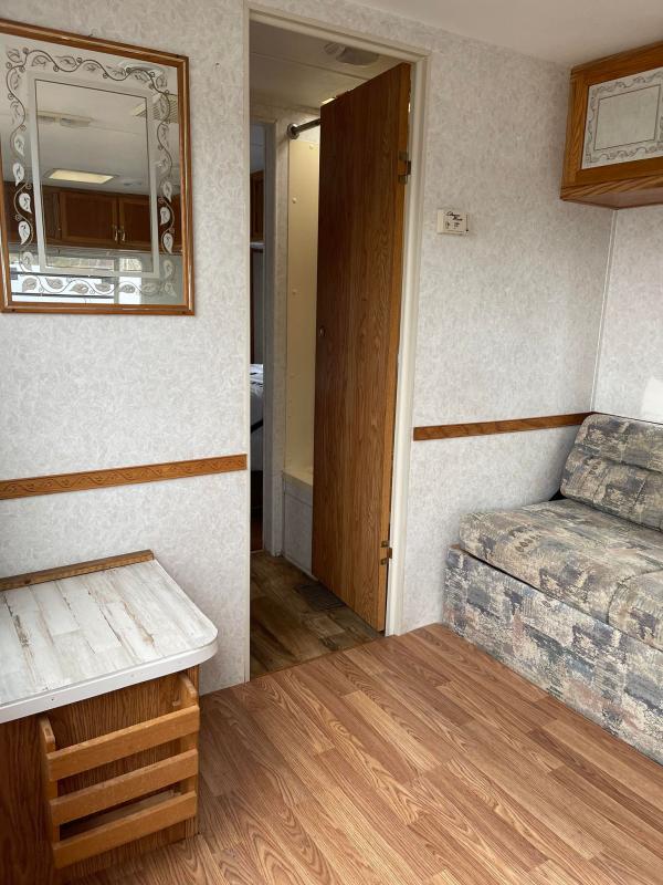 used Travel Trailers Gulf Stream Conquest for sale, in Corbin, KY Thumbnail 2