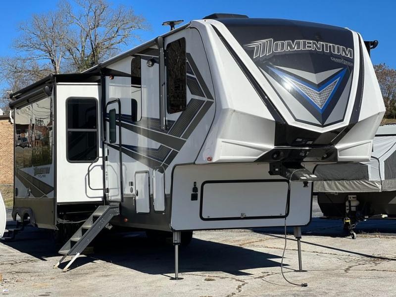 2019 Grand Design RV Momentum 395 Toy Hauler 2019 Grand Design RV Momentum 395 Toy Hauler