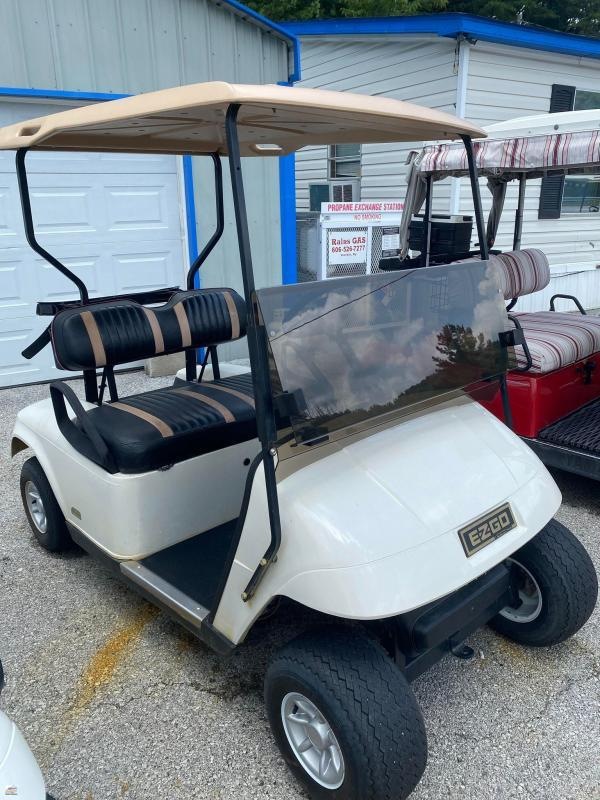 2005 E-Z-GO TXT 36v Electric 2 Seater Golf Cart 2005 E-Z-GO TXT 36v Electric 2 Seater Golf Cart