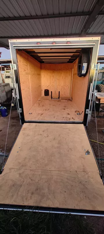 used Cargo (Enclosed) Trailers Interstate  for sale, in Lancaster, CA Thumbnail 6