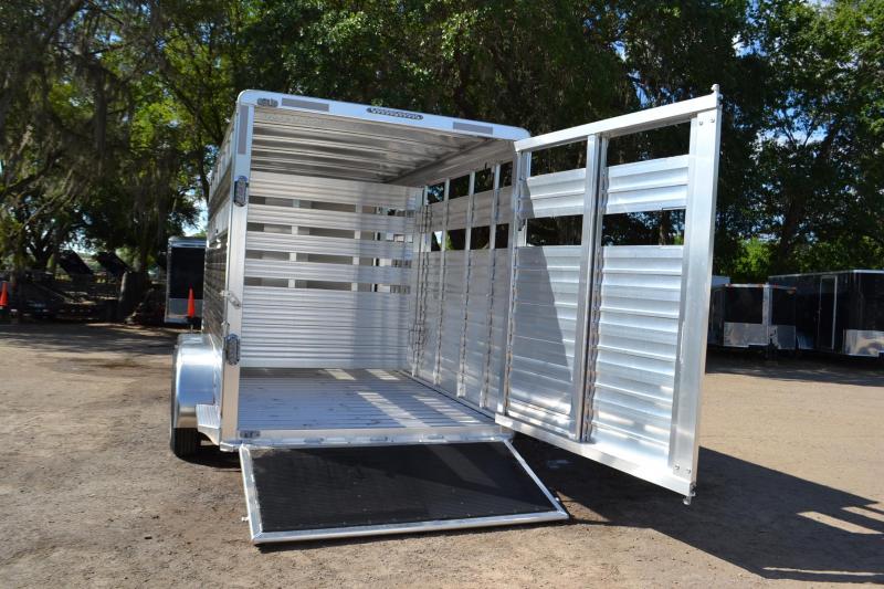 6'8"x16' CM Horse Trailer All Aluminum Horse Trailer Right Trailers New And Used Cargo