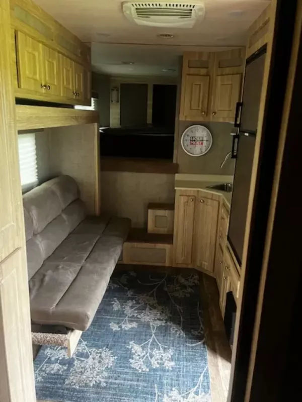 used Toy Haulers Shadow Trailers Shadow for sale, in Saint Petersburg, FL Thumbnail 10