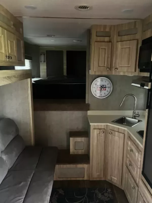 used Toy Haulers Shadow Trailers Shadow for sale, in Saint Petersburg, FL Thumbnail 12