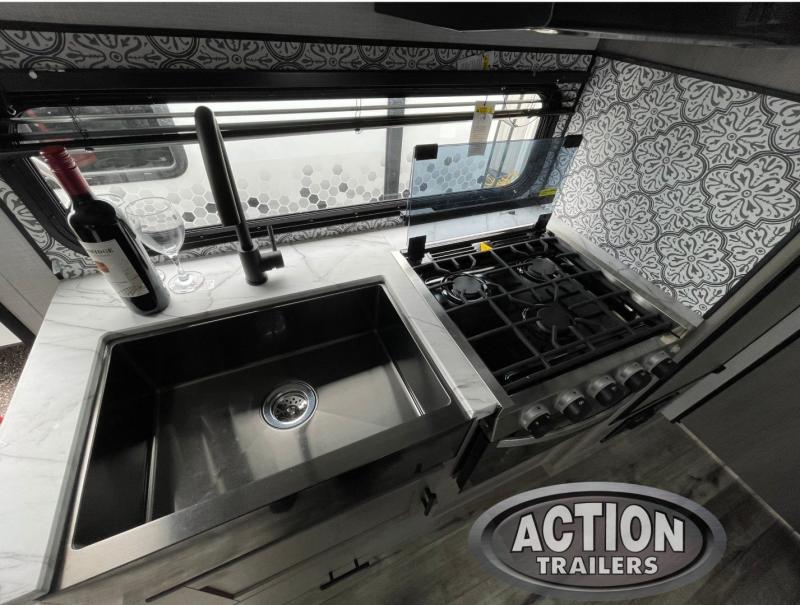 new Travel Trailers Dutchmen RV Coleman Light LX for sale, in Strathroy, ON Thumbnail 23