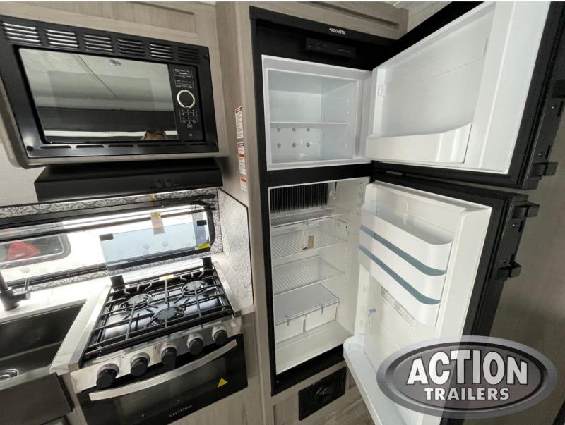 new Travel Trailers Dutchmen RV Coleman Light LX for sale, in Strathroy, ON Thumbnail 21