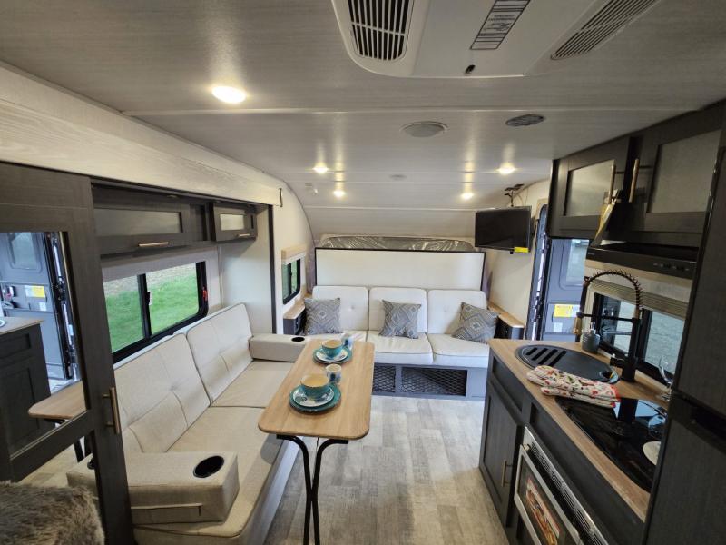 new Travel Trailers Forest River R-Pod for sale, in Strathroy, ON Thumbnail 12