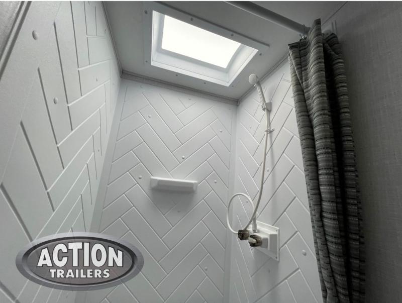 new Travel Trailers Dutchmen RV Coleman Light LX for sale, in Strathroy, ON Thumbnail 16