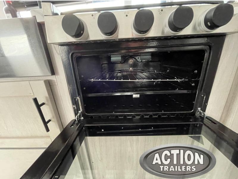 new Travel Trailers Dutchmen RV Coleman Light LX for sale, in Strathroy, ON Thumbnail 22