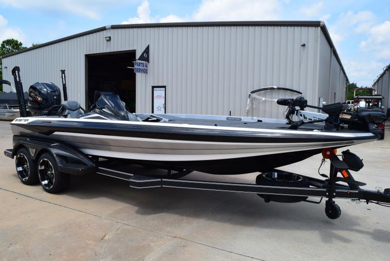 2023 Skeeter FXR21 LIMITED Bass Boat Watercrafts and Golf Carts