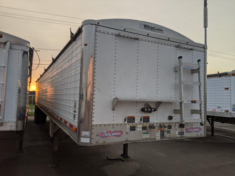 2010 Wilson 41x96x66 Ag Hopper Trailer 2010 Wilson 41x96x66 Ag Hopper Trailer