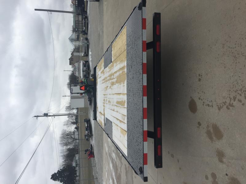 2023 Sure-Trac 8.5'X22' DECKOVER 15K POWER TILT BP Deckover Trailer 2023 Sure-Trac 8.5'X22' DECKOVER 15K POWER TILT BP Deckover Trailer