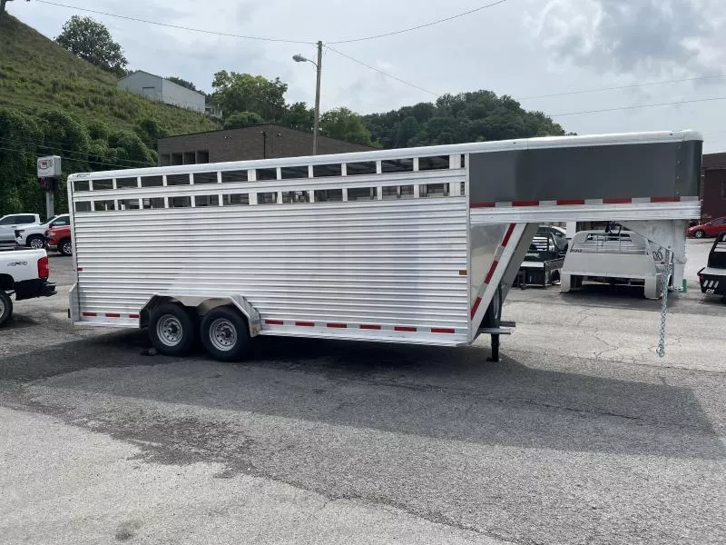 new Horse Trailers Frontier Trailers Other for sale, in Lebanon, VA Thumbnail 3
