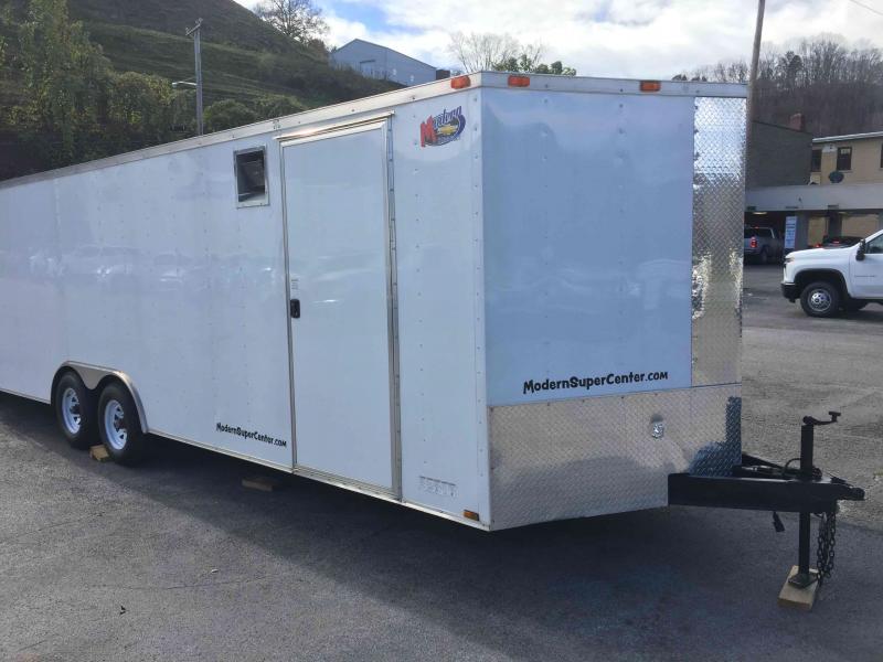 2016 Diamond Cargo 8.5--24 V Nose Tandem Axle Enclosed Trailer Enclosed Cargo Trailer 2016 Diamond Cargo 8.5--24 V Nose Tandem Axle Enclosed Trailer Enclosed Cargo Trailer