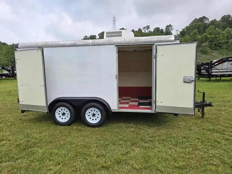 1993 Wells Cargo 7X14 Motorcycle Cargo / Enclosed Trailer (with Side Door and Rear Split Doors)