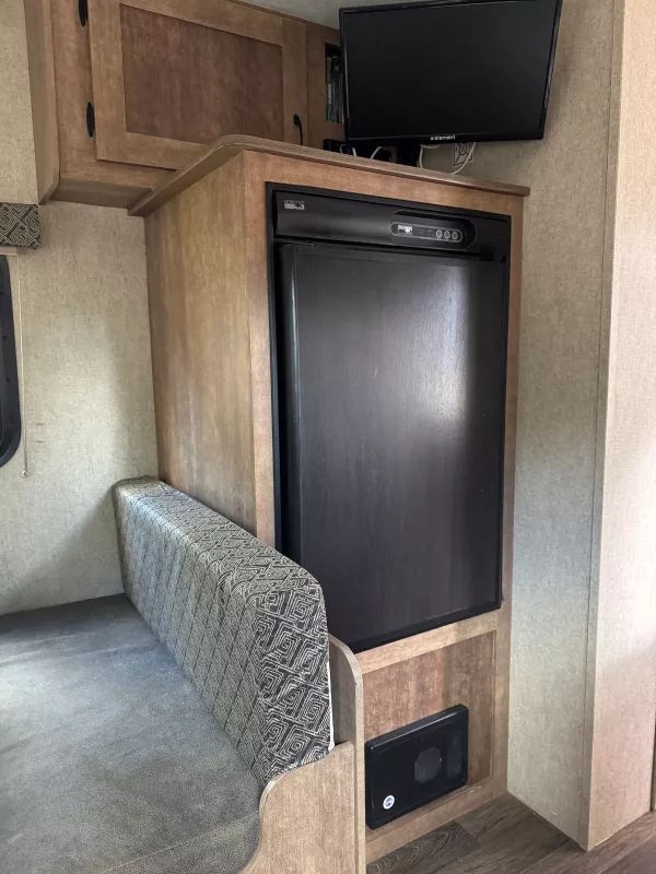 used Travel Trailers Starcraft RV Launch Extreme for sale, in Flagstaff, AZ Thumbnail 11
