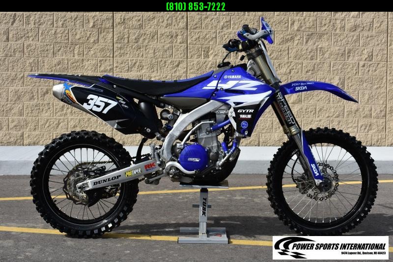 NICE YAMAHA YZ450F 4-Stroke MX Off Road Motorcycle TEAM YAMAHA Dirt Bike #2011 NICE YAMAHA YZ450F 4-Stroke MX Off Road Motorcycle TEAM YAMAHA Dirt Bike #2011
