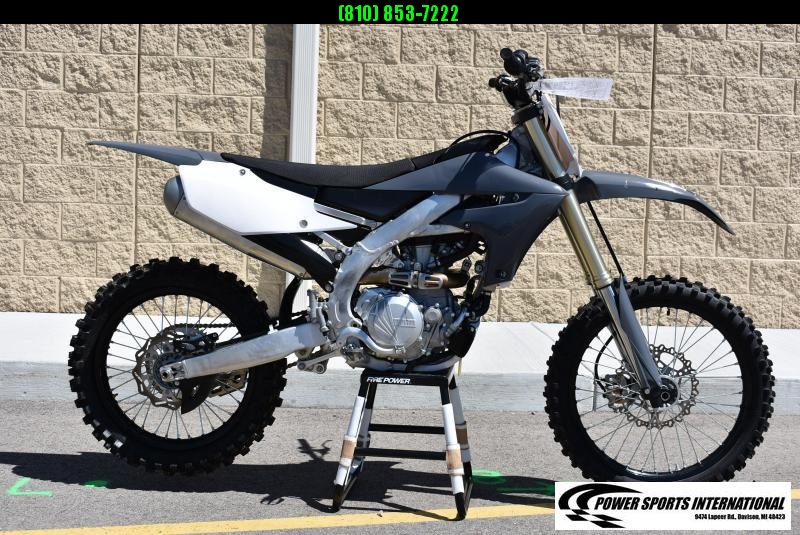 NICE YAMAHA YZ450F 4-Stroke MX Off Road Motorcycle Black Edition E-START Dirt Bike #3671 NICE YAMAHA YZ450F 4-Stroke MX Off Road Motorcycle Black Edition E-START Dirt Bike #3671
