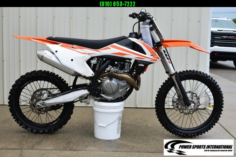 2017 KTM 450 SX-F Electric Start 4-Stroke MX Off Road Motorcycle Only 76hrs #5559 2017 KTM 450 SX-F Electric Start 4-Stroke MX Off Road Motorcycle Only 76hrs #5559