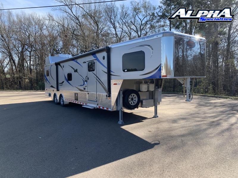 2019 Sundowner Trailers 39' Open Model Toy Hauler ALL ALUMINUM 2019 Sundowner Trailers 39' Open Model Toy Hauler ALL ALUMINUM