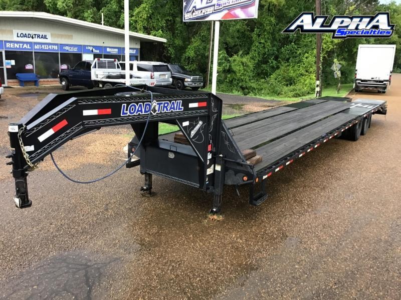 Used 2019 Load Trail 102" x 40' Tandem Axle Gooseneck 24k GVWR Used 2019 Load Trail 102" x 40' Tandem Axle Gooseneck 24k GVWR