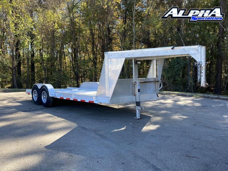 2011 Tommy's Custom 86 x 20 Gooseneck Carhauler 12K GVWR 2011 Tommy's Custom 86 x 20 Gooseneck Carhauler 12K GVWR