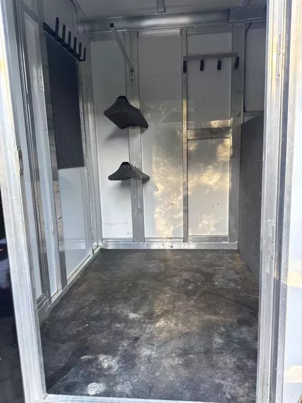 used Horse Trailers Cimarron Trailers  for sale, in Alamo, CA Thumbnail 3