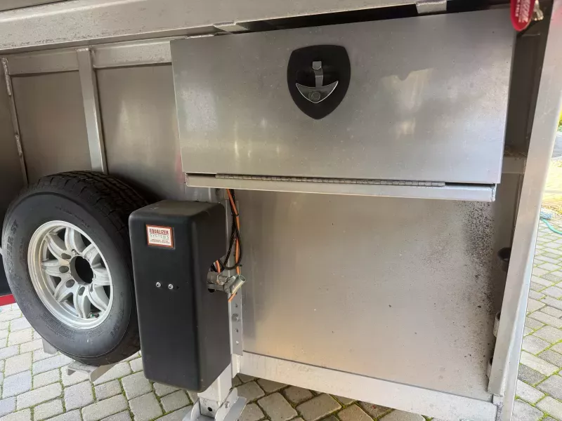 used Horse Trailers Cimarron Trailers  for sale, in Alamo, CA Thumbnail 9