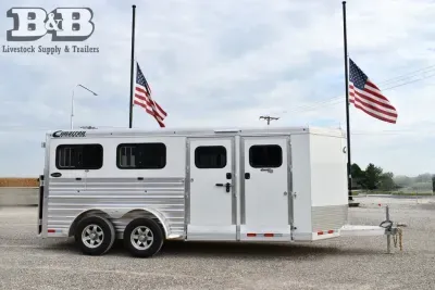 2027 Cimarron 6 Pen Showstar Livestock Trailer