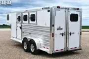 used Horse Trailers Cimarron Trailers  for sale, in Camp Point, IL Thumbnail 8
