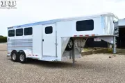 used Horse Trailers Cimarron Trailers  for sale, in Camp Point, IL Thumbnail 4