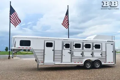 2026 Cimarron 4 Horse Norstar Slant Load