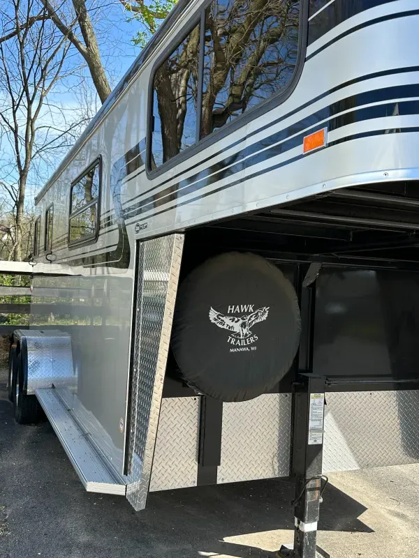 used Horse Trailers Hawk Trailers  for sale, in Elgin, IL Thumbnail 2