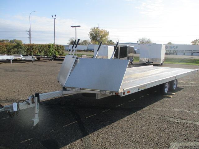 2006 Bear Track 22' VNose Snowmobile Trailer 2006 Bear Track 22' VNose Snowmobile Trailer