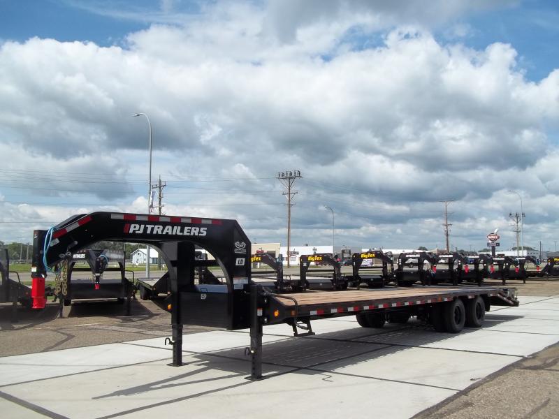 2024 PJ Trailers 26' LowPro Flatdeck with Duals Trailer Extreme