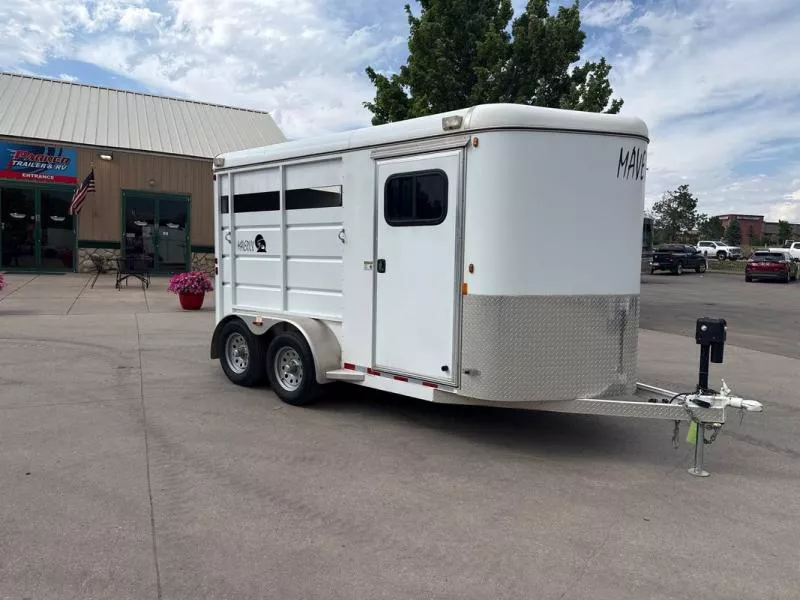 2020 Snake River MAV2HS-7K Horse Trailer